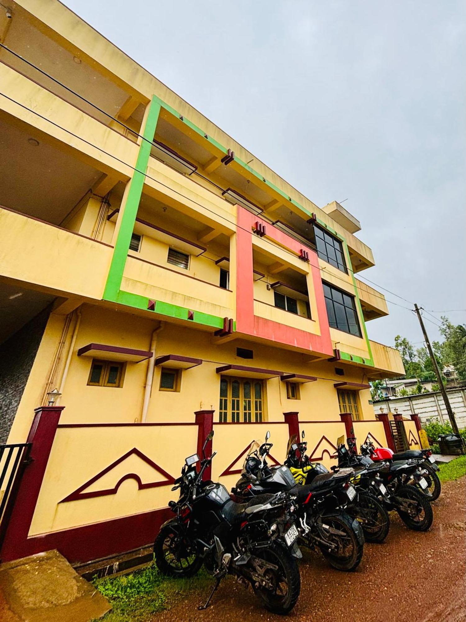 Mungaru Homestay, Talaguppa Sāgar Exterior foto